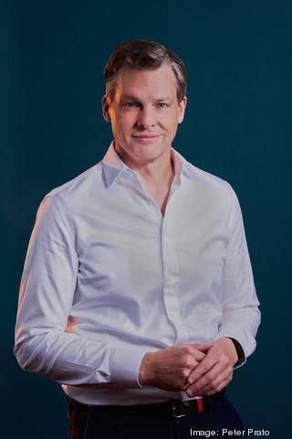 Greg Peters portrait